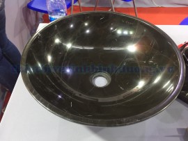 lavabo-da-tu-nhien-mau-den