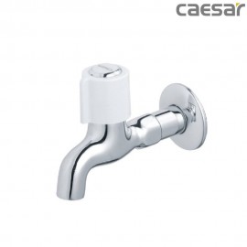 caesar-binh-duong-voi-ho-gan-tuong-caesar-w037c